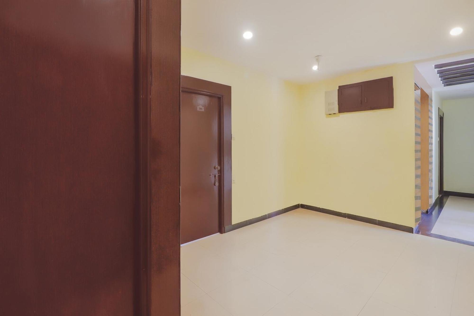 Hotel O Meredian Haiderabad Buitenkant foto