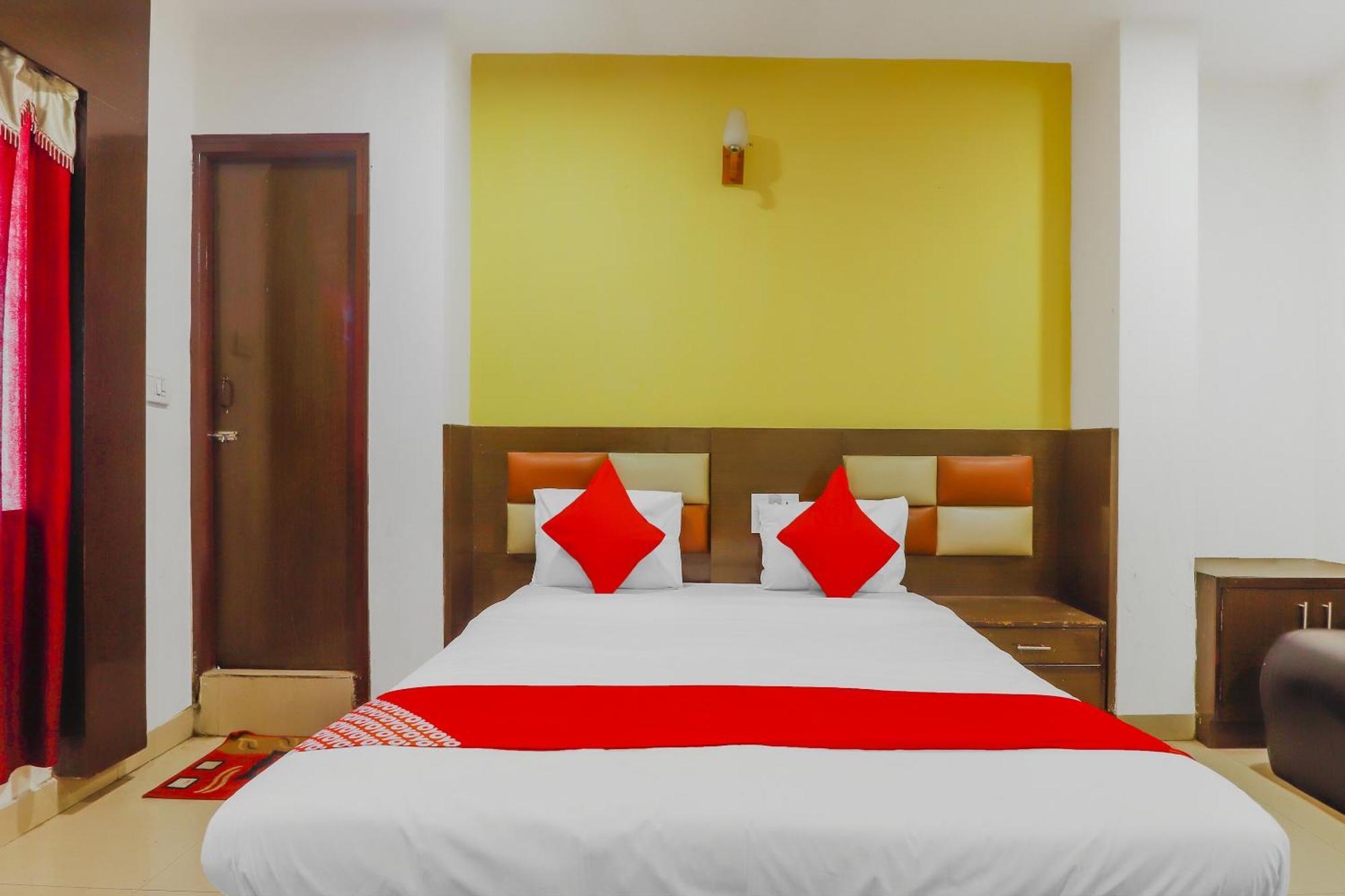 Hotel O Meredian Haiderabad Buitenkant foto